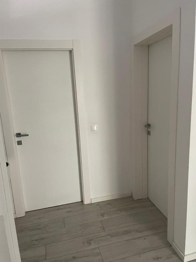 リエカDrenova Apartmanアパートメント エクステリア 写真